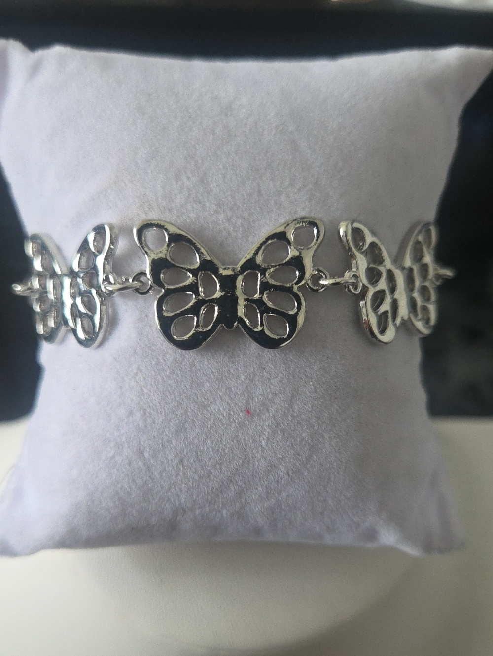 Paparazzi Put A Wing On It Silver Bracelet NWT